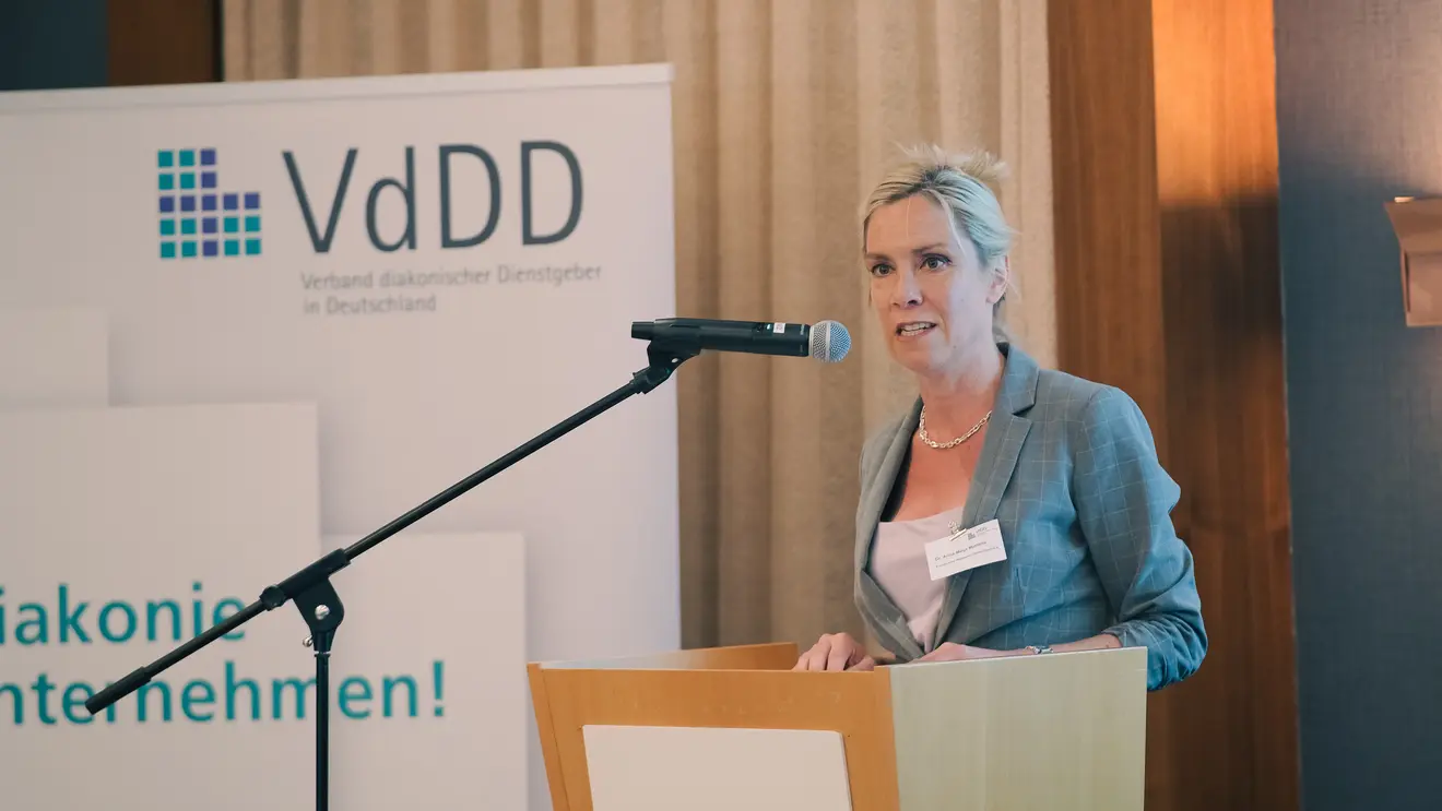 Dr. Anna-Maija Mertens sprach bei der Mitgliederversammlung des VdDD